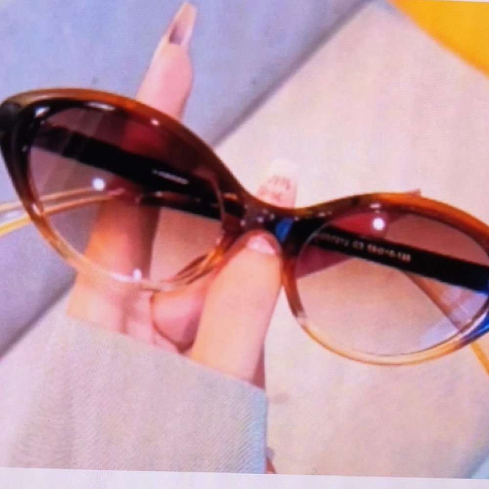 "Fun In The Sun" Designer Sunglasses New!